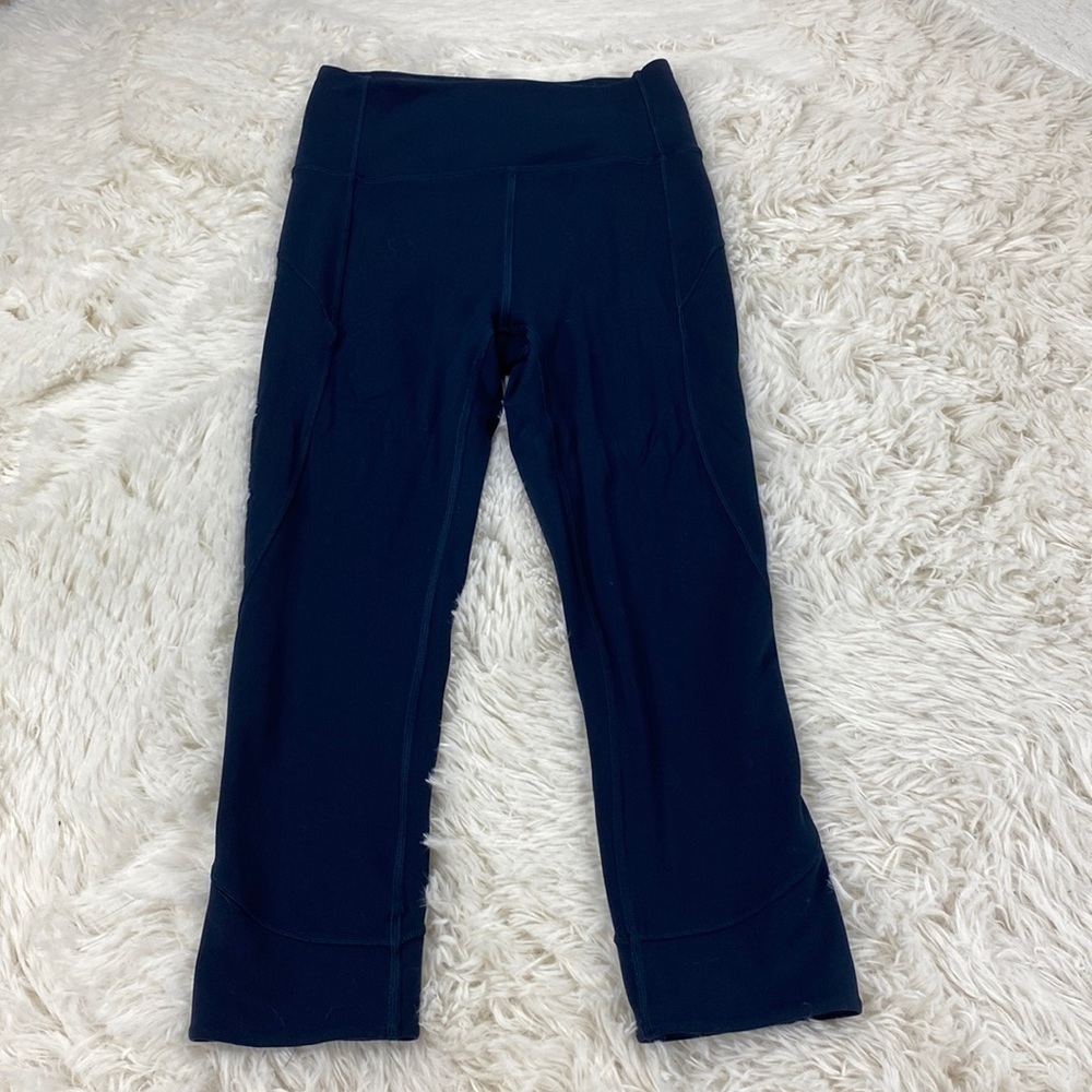 Lululemon In Movement Crop *Everlux 19" True Navy